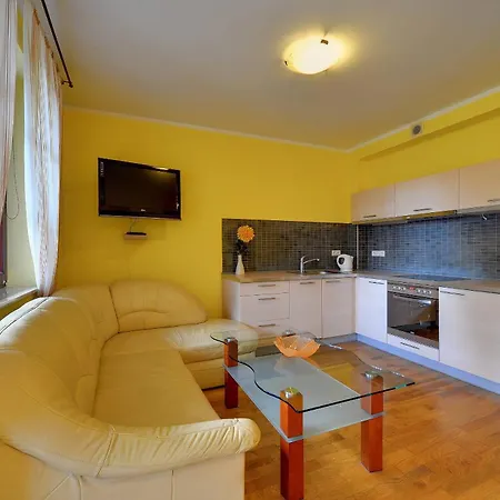 شقة Przytulne Sun Seasons 24 W Karpaczu Z Balkonem By Renters كارباش